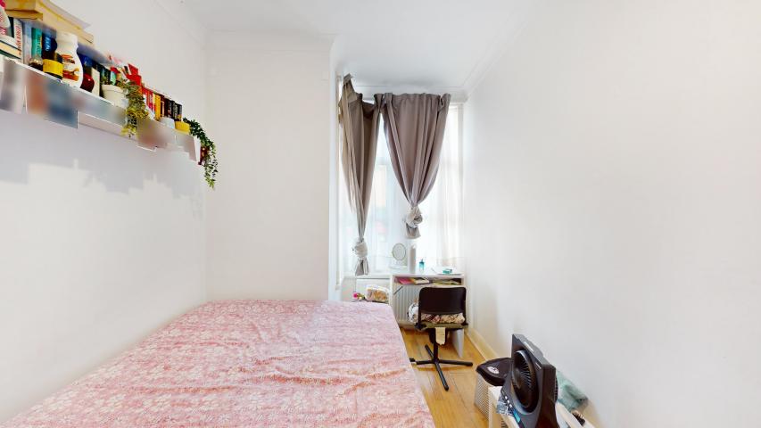			3 Bedroom, 2 bath, 1 reception Flat			 Blenheim Gardens, Willesden Green